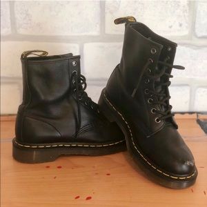 DR. MARTENS 460 BOOTS